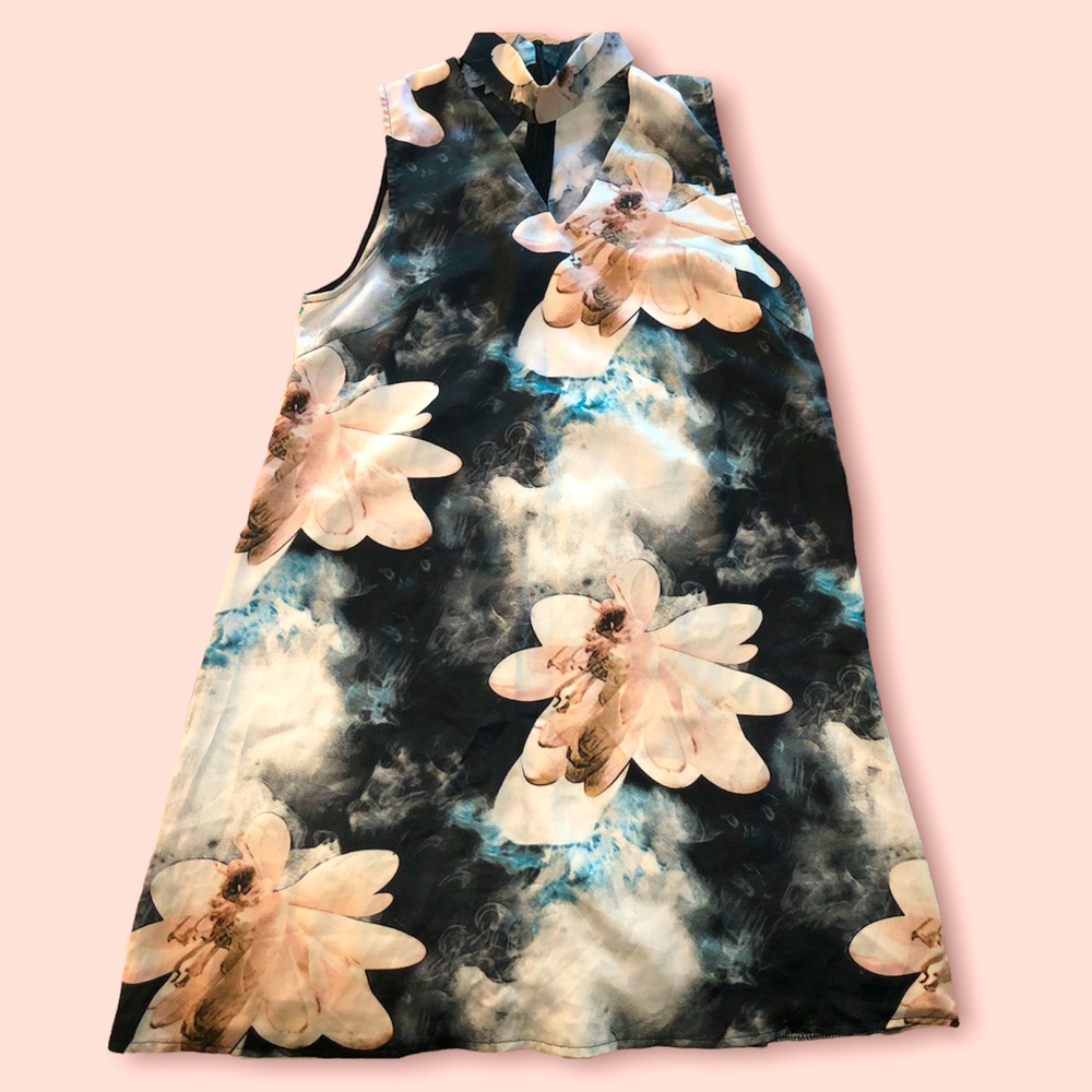 Parisian Collection boutique brand M, magnolias dress;see detail